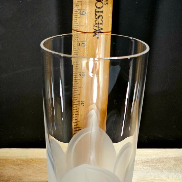 Cristal D'Arques Florence Highball Glass 5.25" crystal frosted 3D petals romanti - Picture 5 of 7